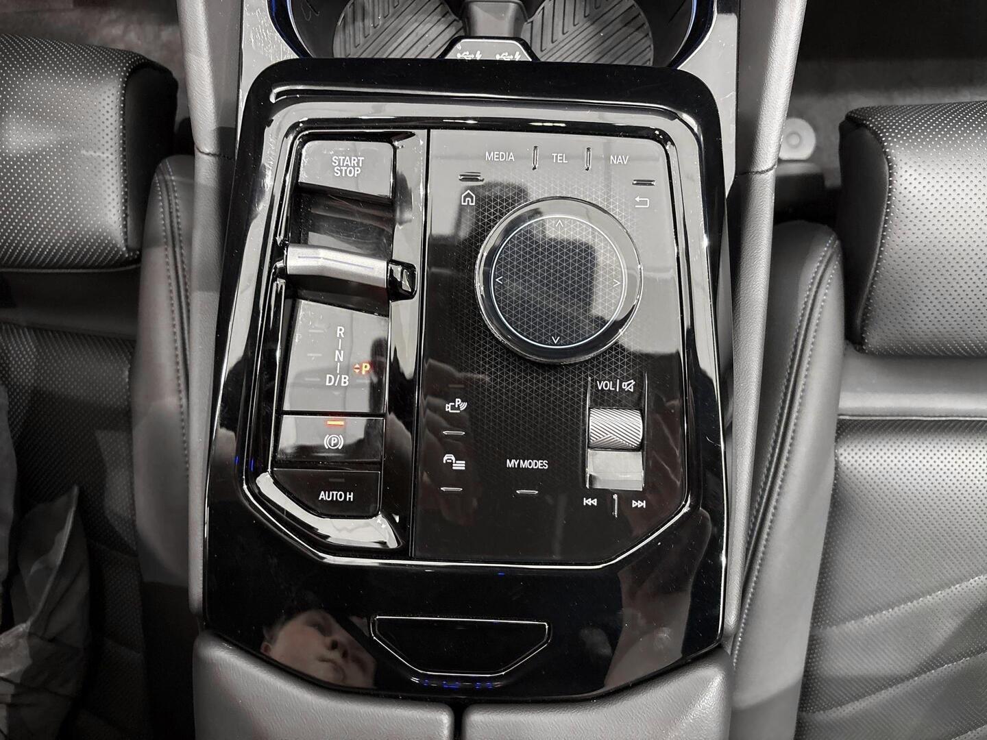 BMW I5 2025