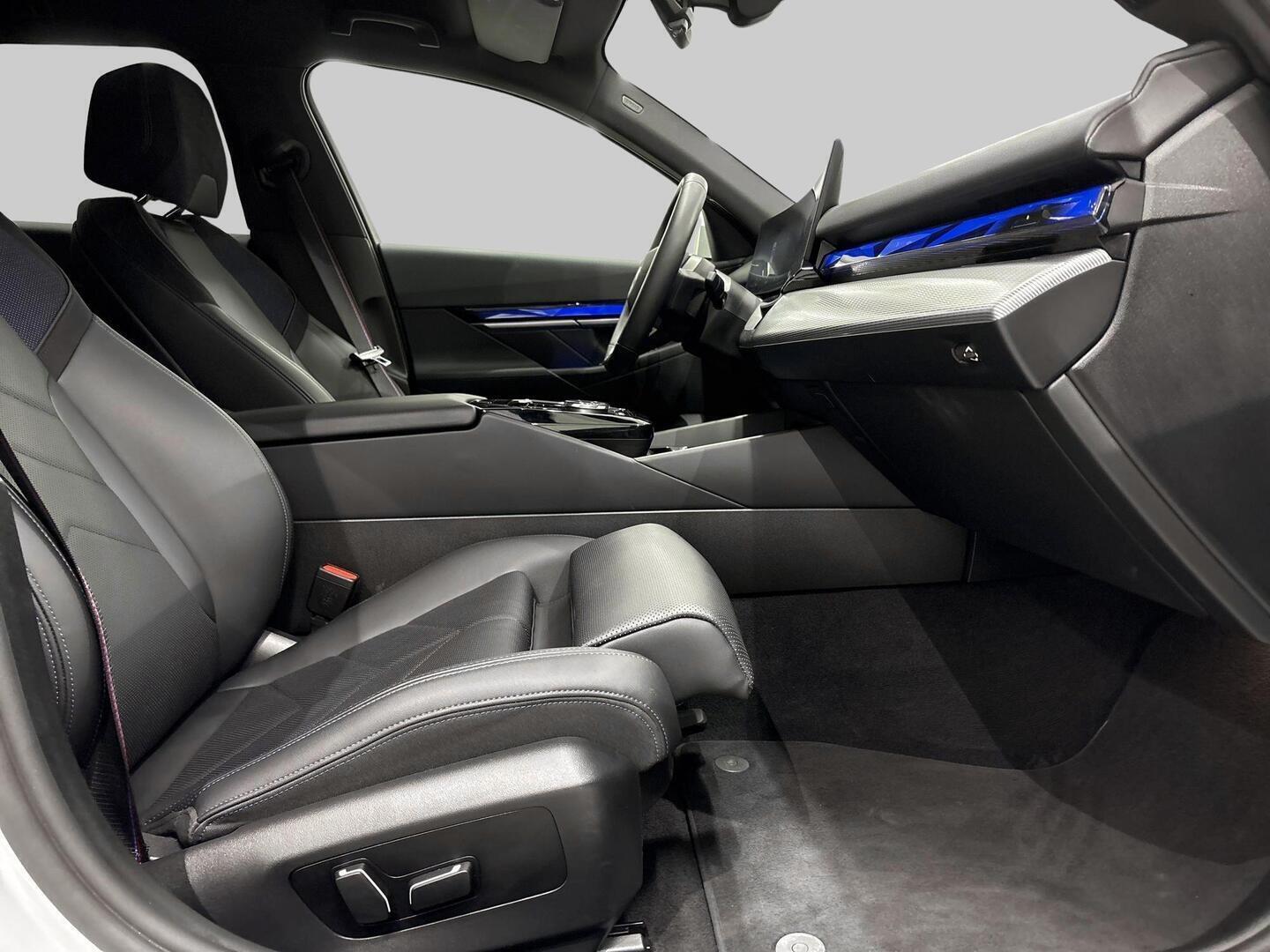 BMW I5 2025