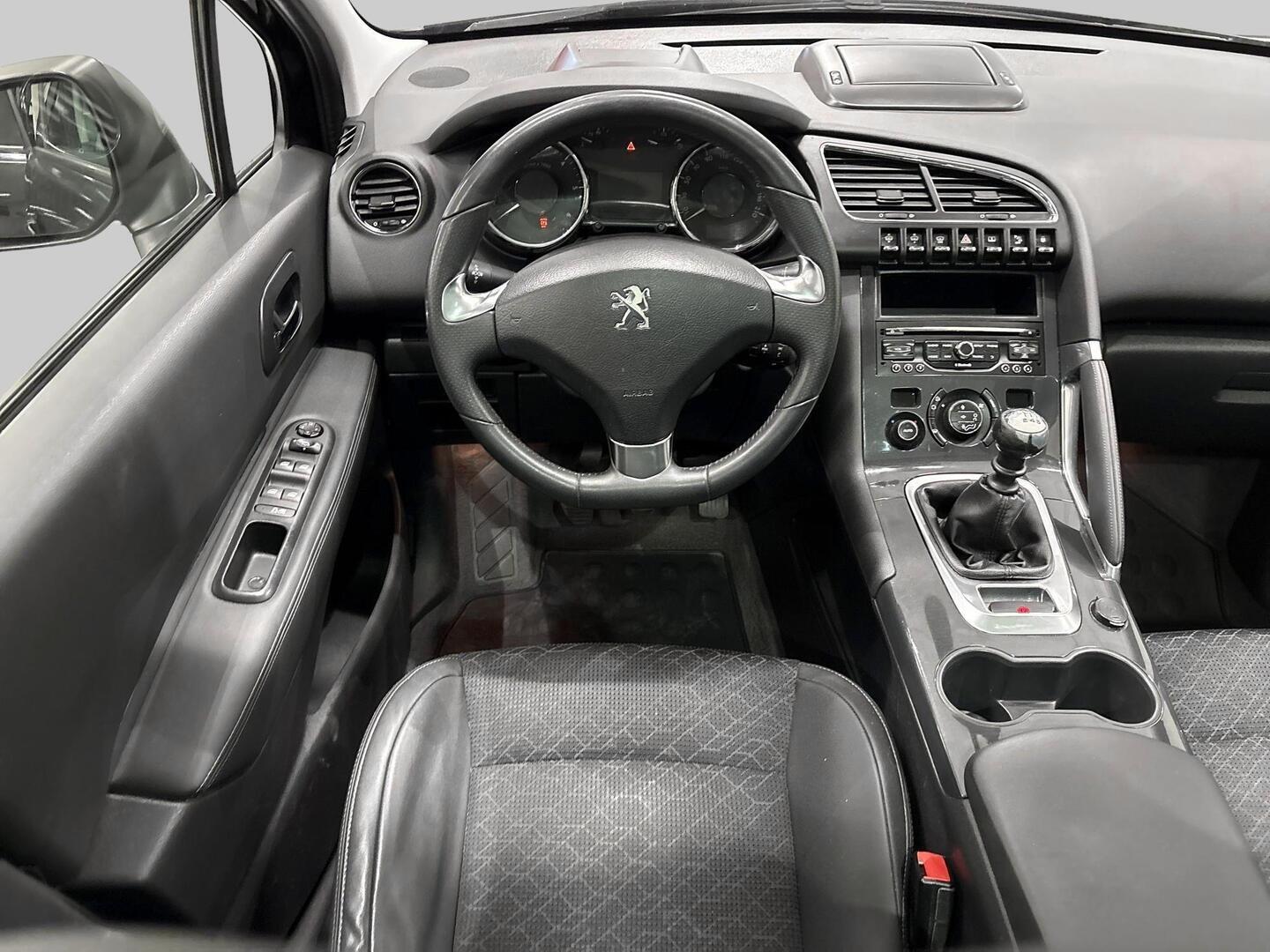 PEUGEOT 3008 2014