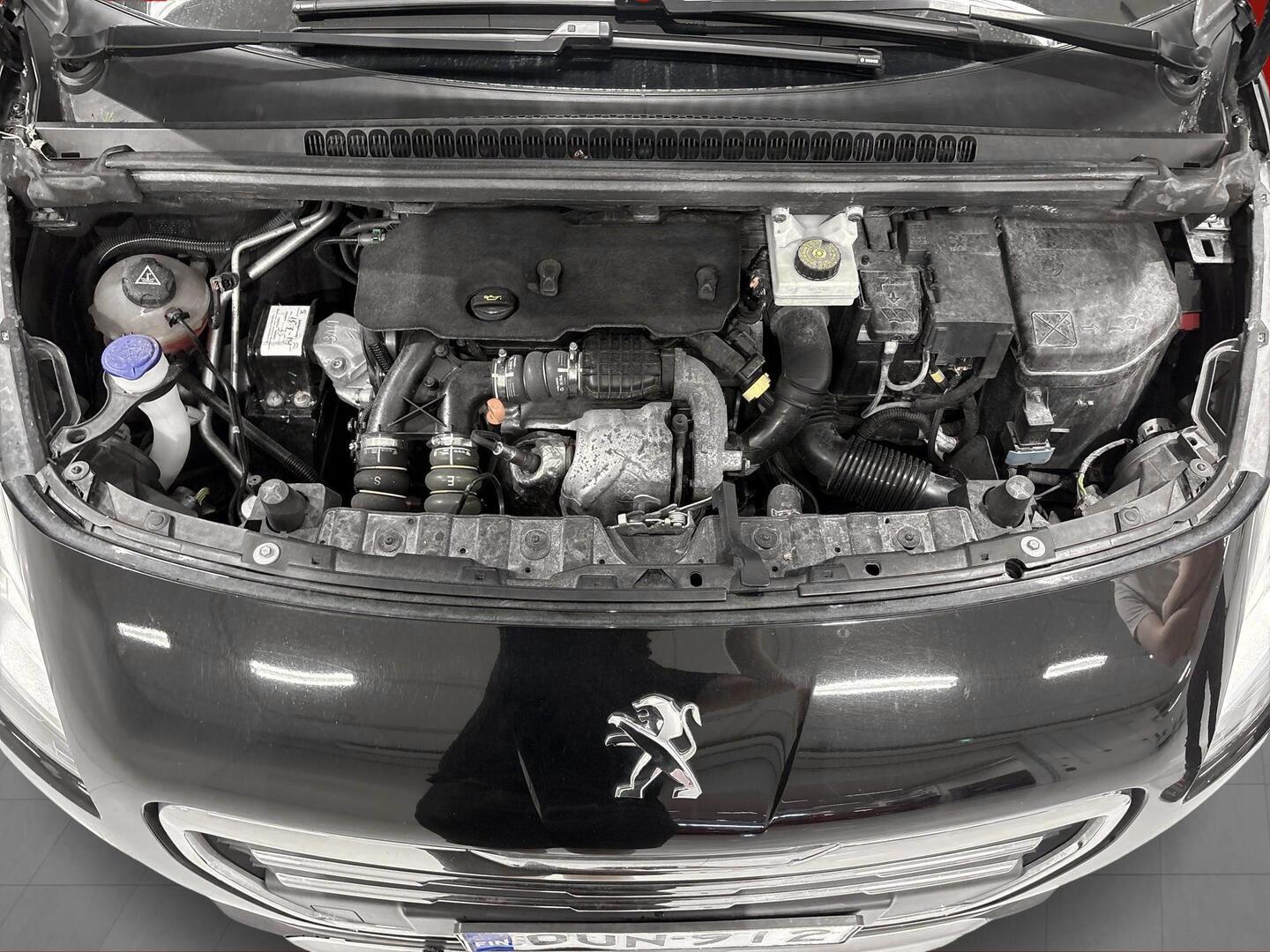 PEUGEOT 3008 2014