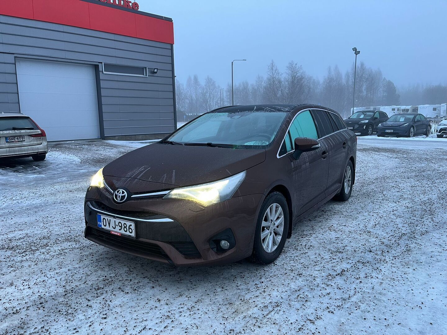 TOYOTA Avensis 2016