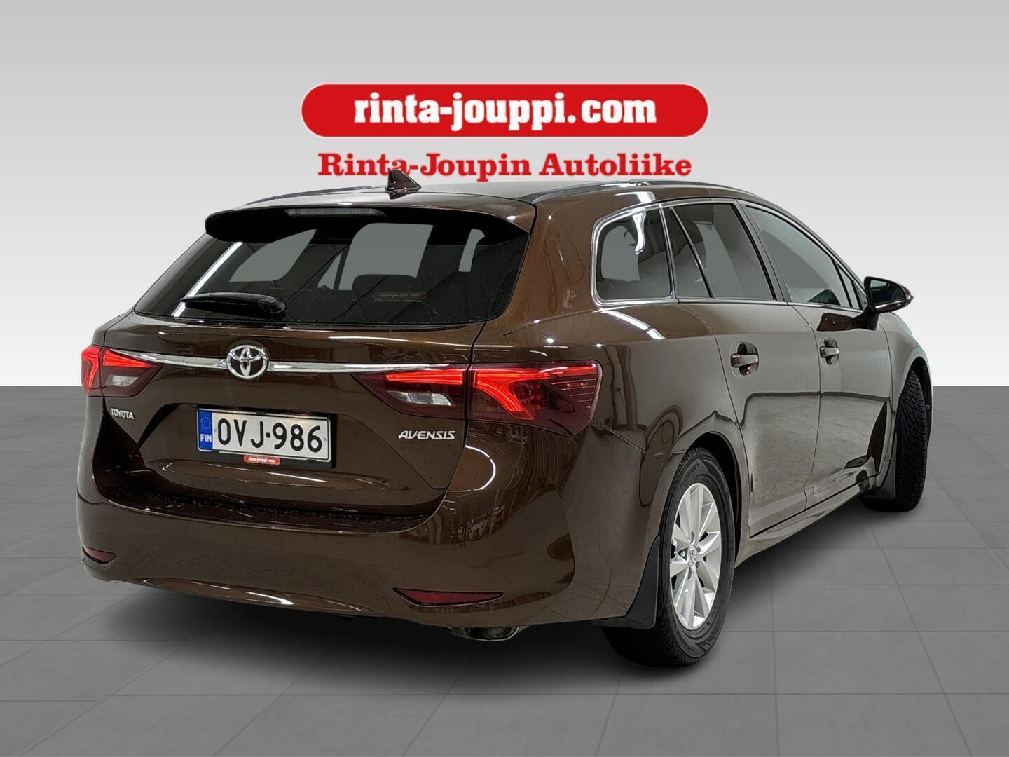 TOYOTA Avensis 2016