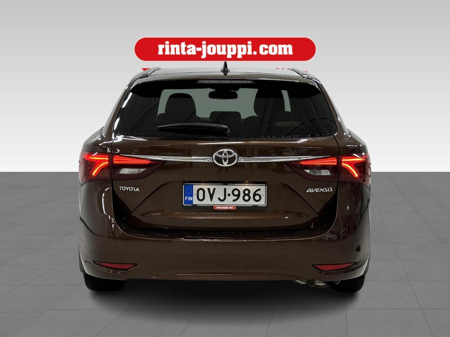 TOYOTA Avensis 2016