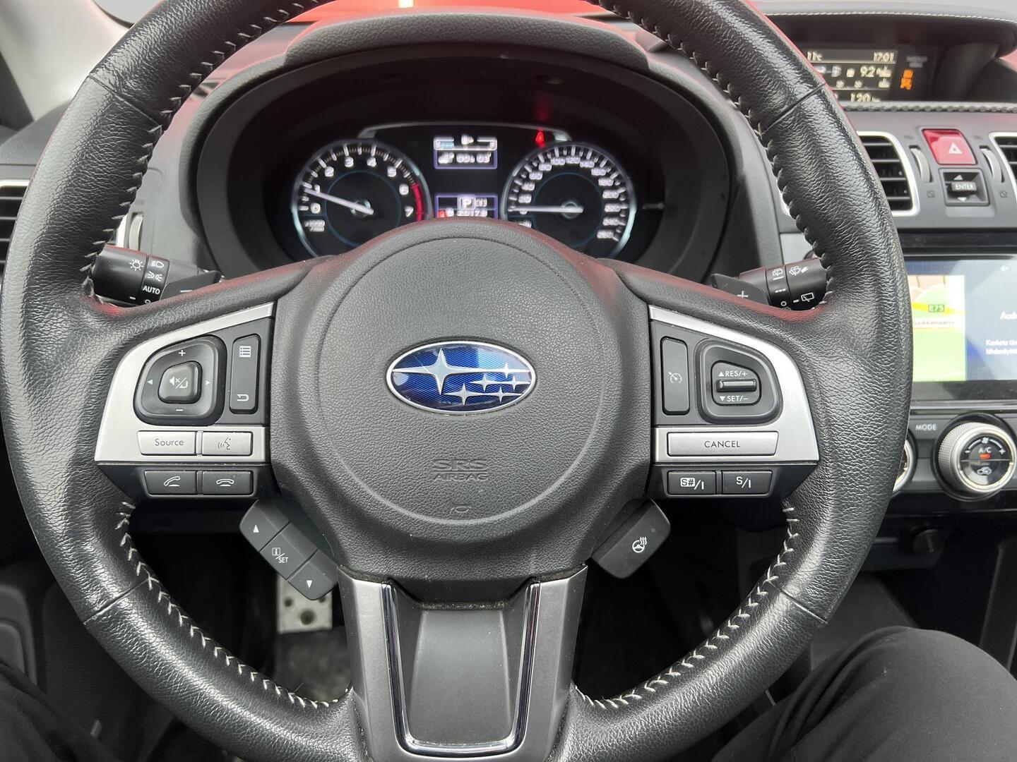 SUBARU Forester 2017