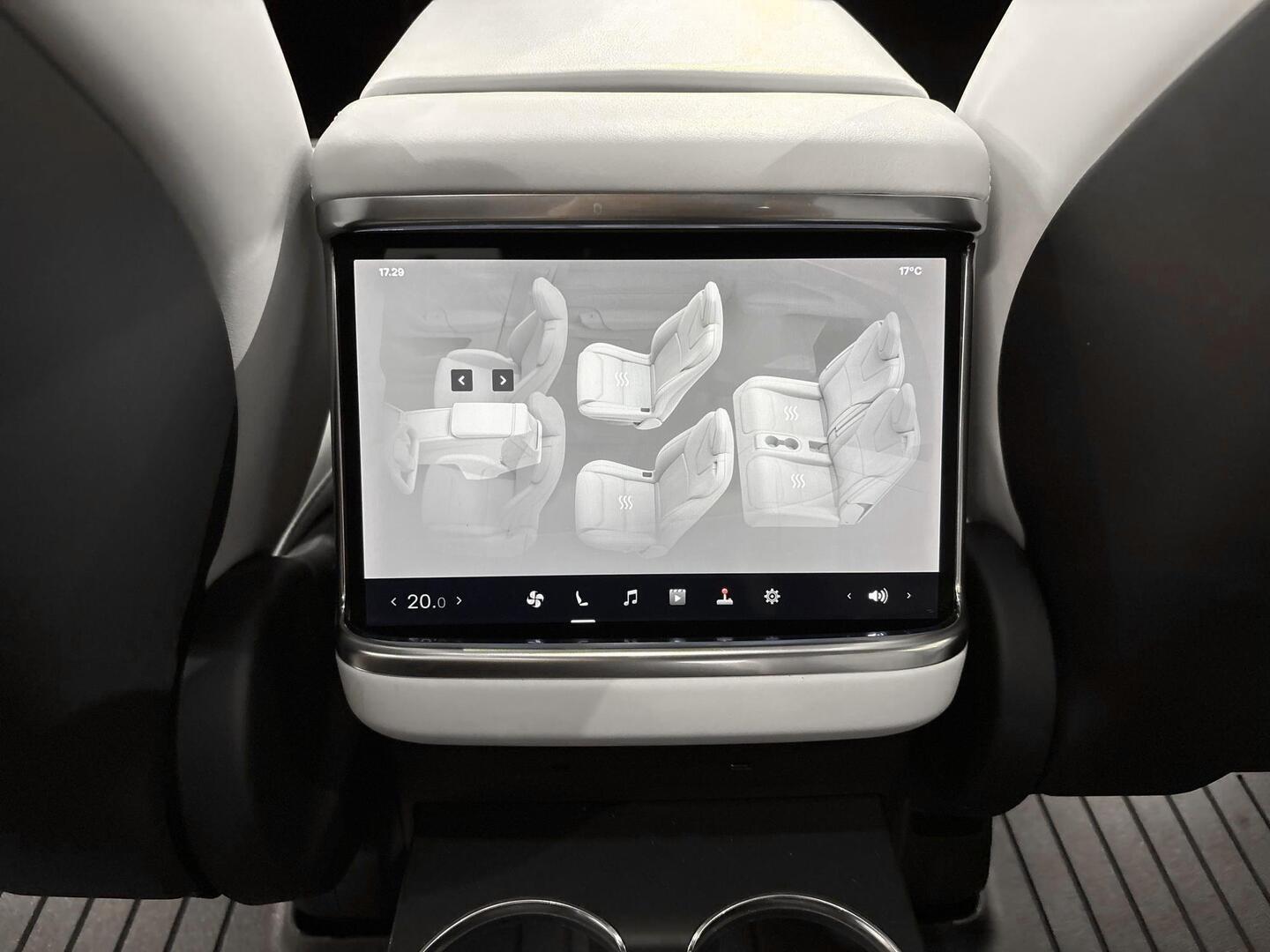 TESLA Model X 2023