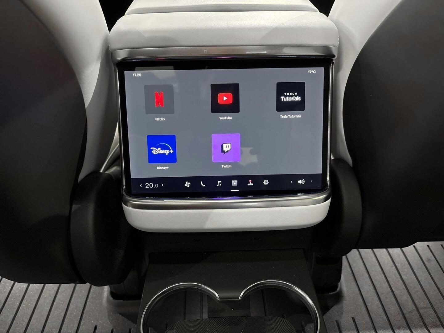 TESLA Model X 2023