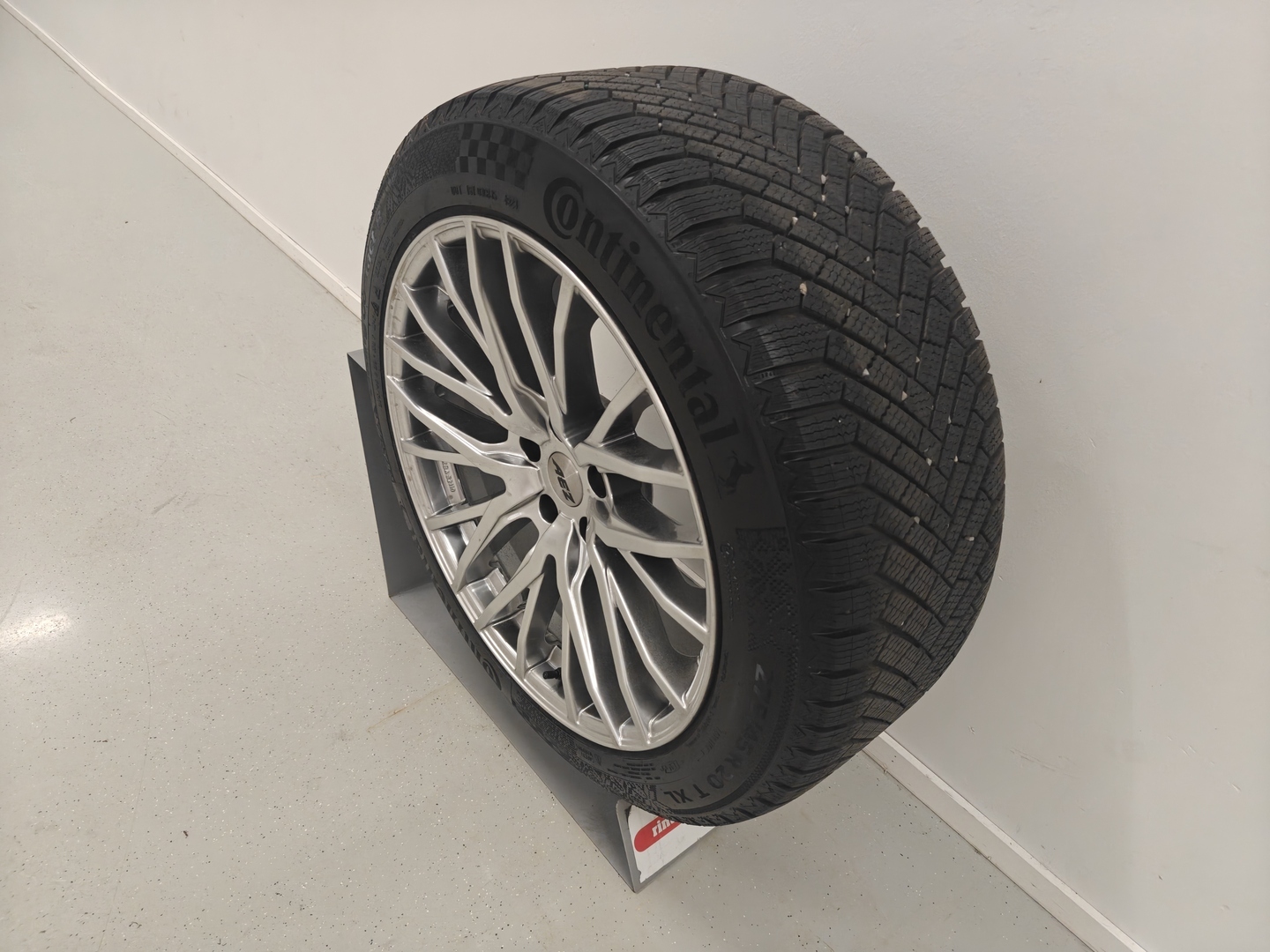 TESLA Model X 2023