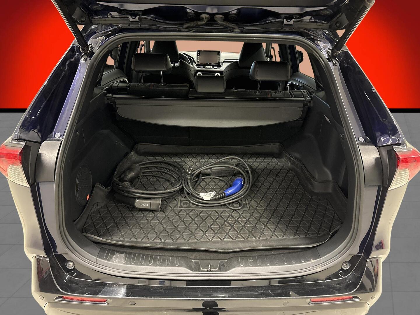TOYOTA RAV4 PLUG-IN 2021