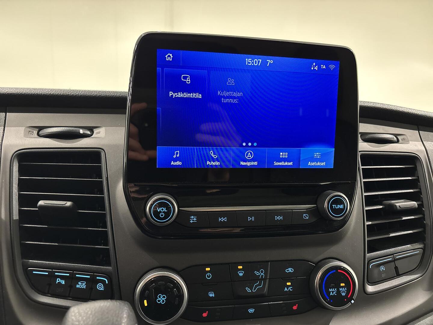 FORD TRANSIT CUSTOM 2023