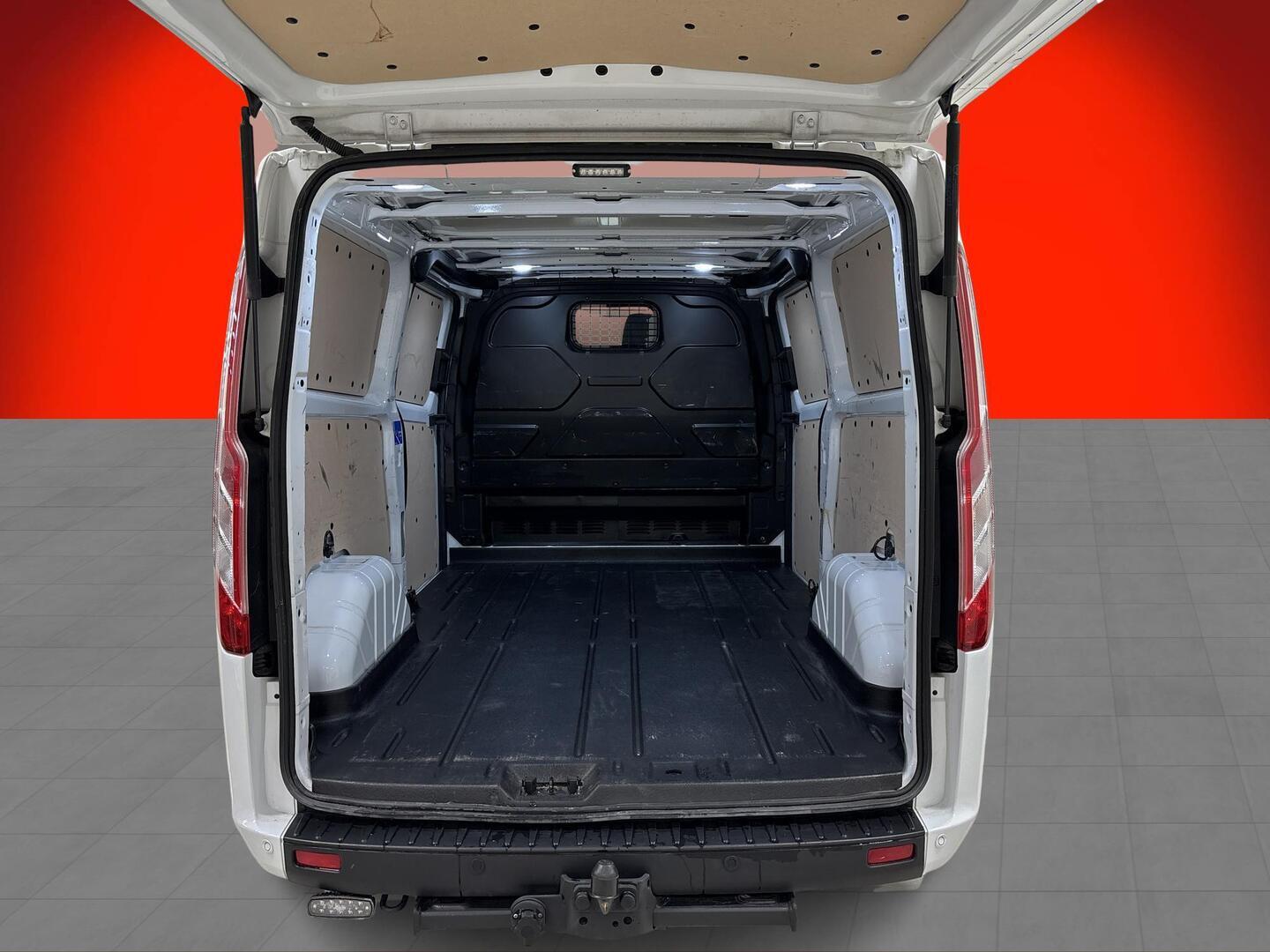 FORD TRANSIT CUSTOM 2023