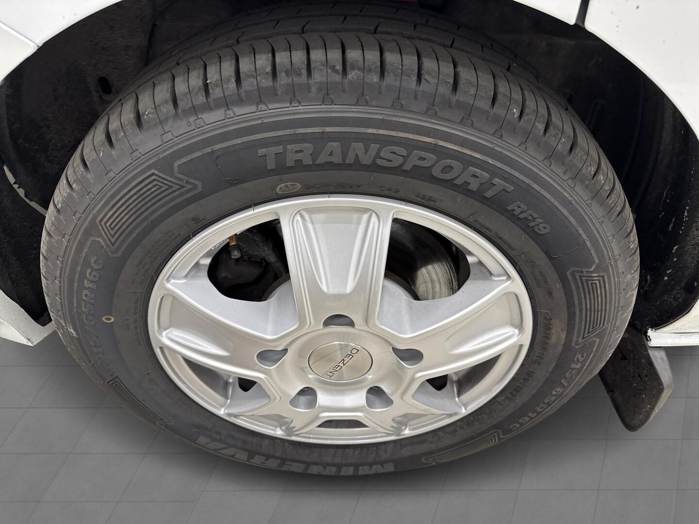 FORD TRANSIT CUSTOM 2023