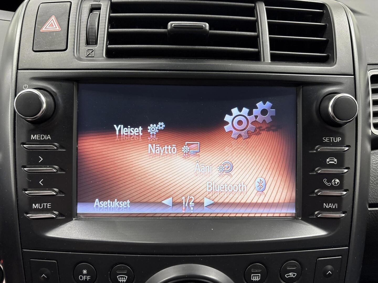 TOYOTA VERSO 2017