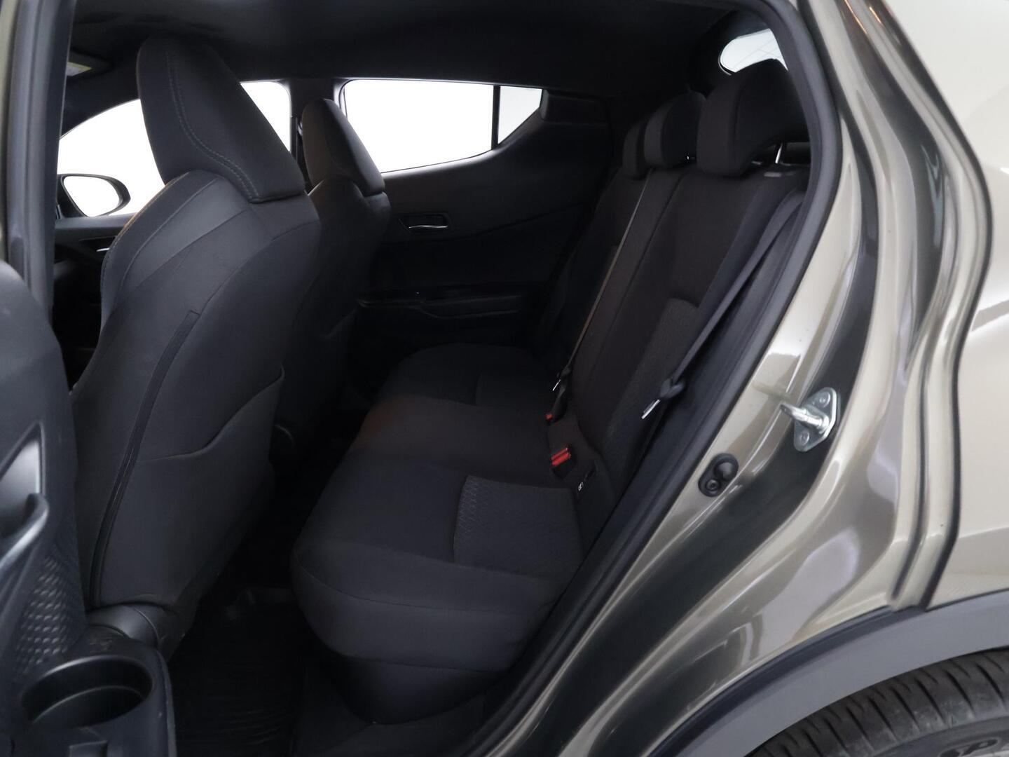 TOYOTA C-HR 2022