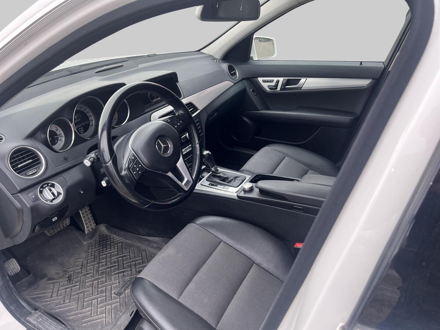 MERCEDES-BENZ C 2013