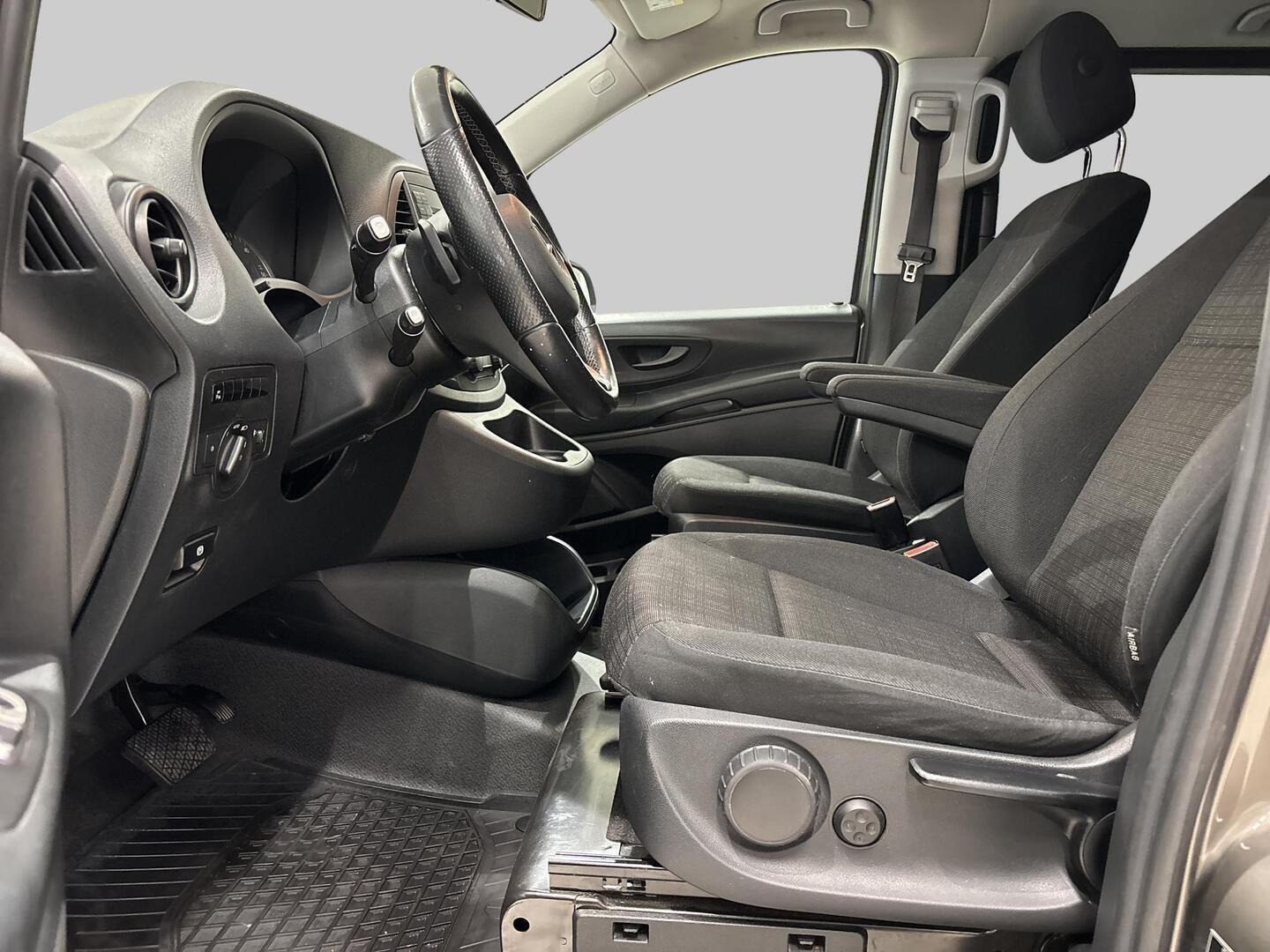 MERCEDES-BENZ Vito 2016