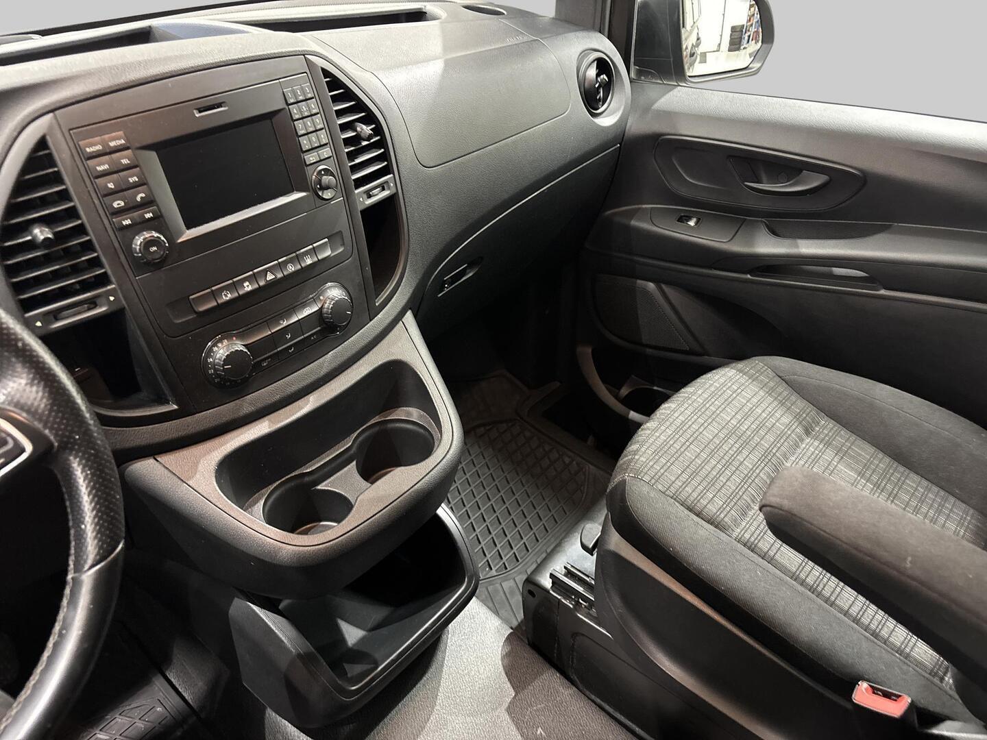 MERCEDES-BENZ Vito 2016