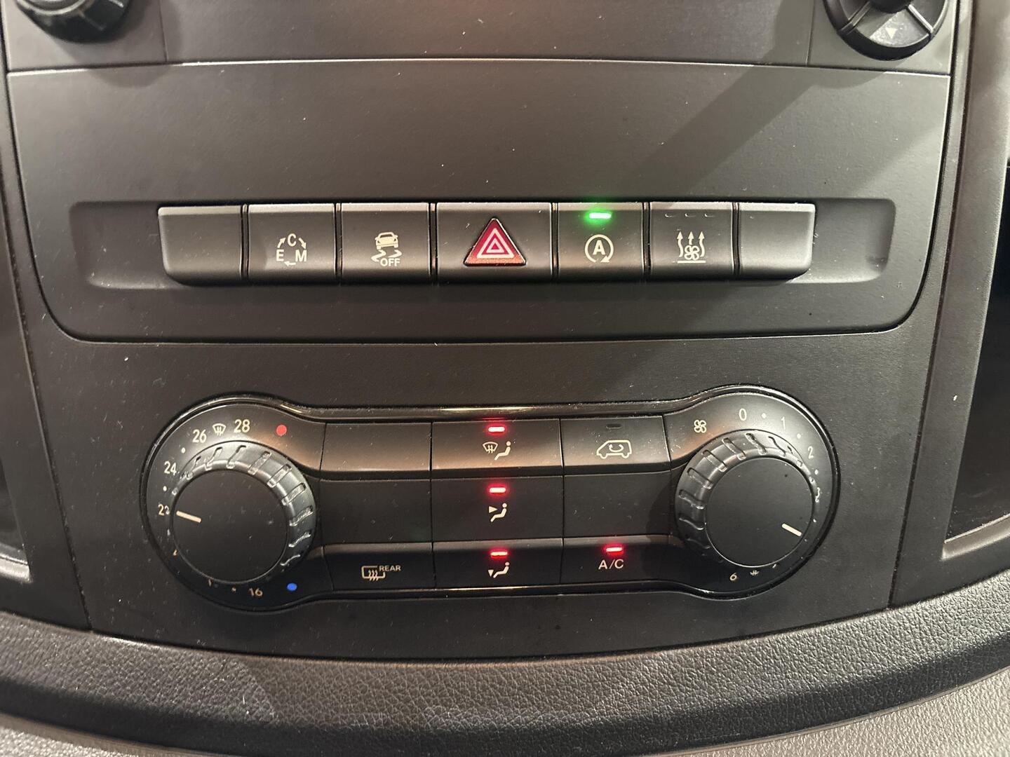 MERCEDES-BENZ Vito 2016