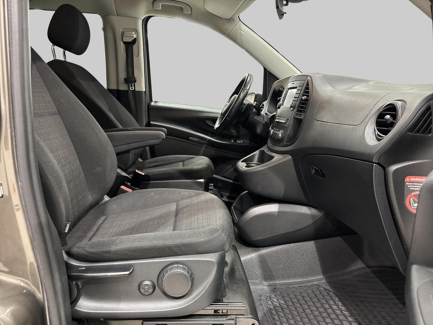 MERCEDES-BENZ Vito 2016