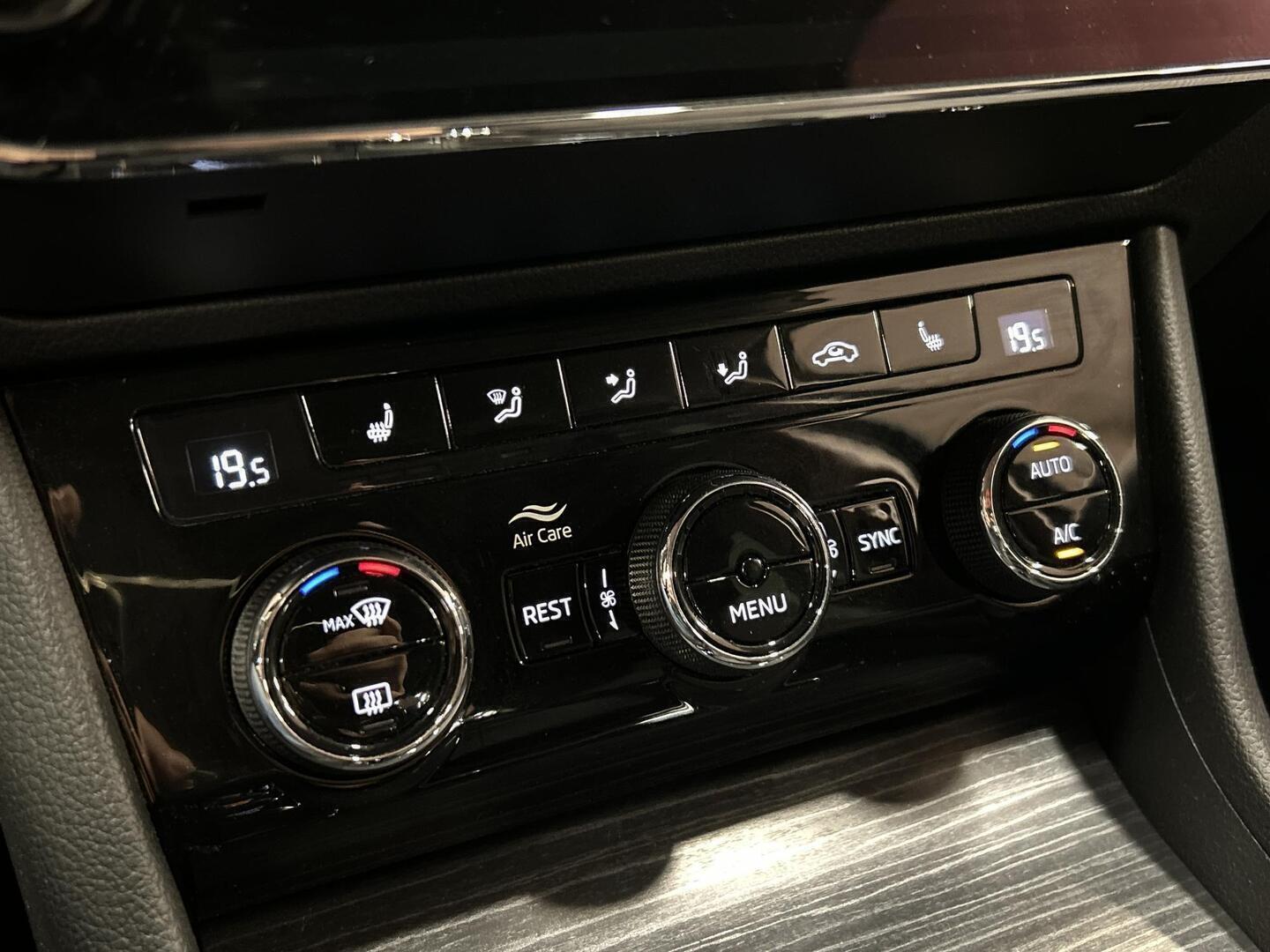 SKODA Superb 2022