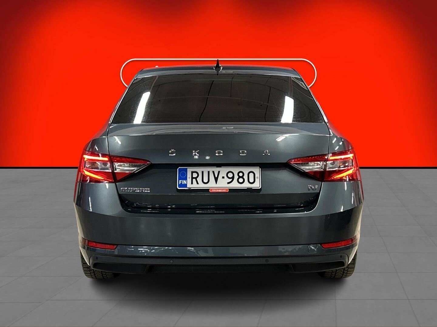 SKODA Superb 2022