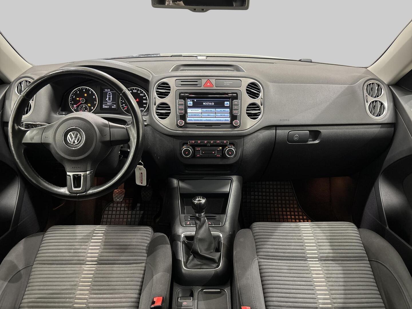 VOLKSWAGEN Tiguan 2010