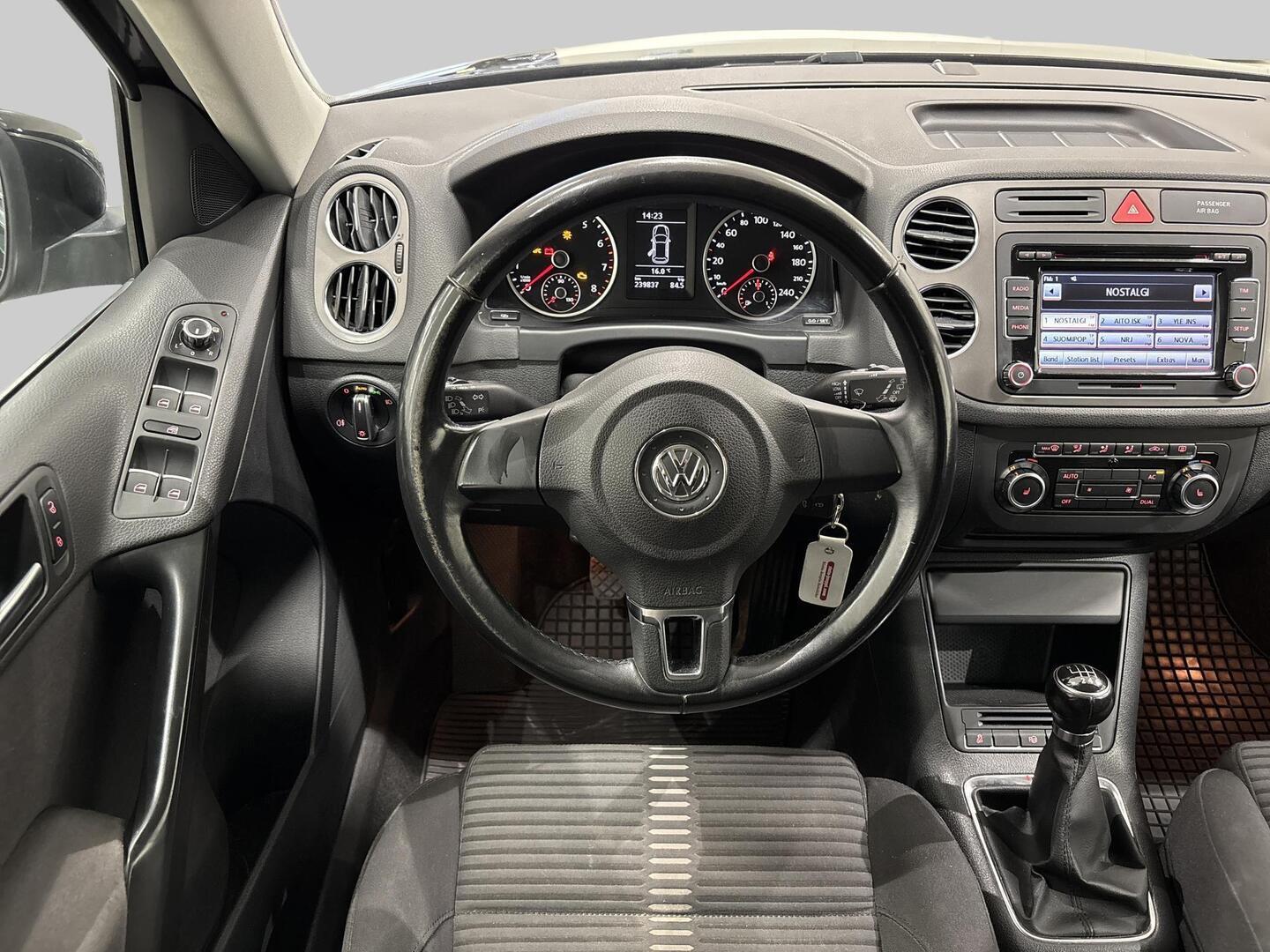 VOLKSWAGEN Tiguan 2010