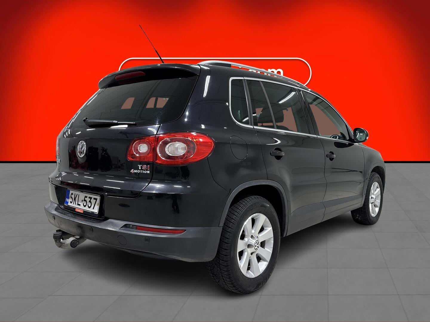 VOLKSWAGEN Tiguan 2010
