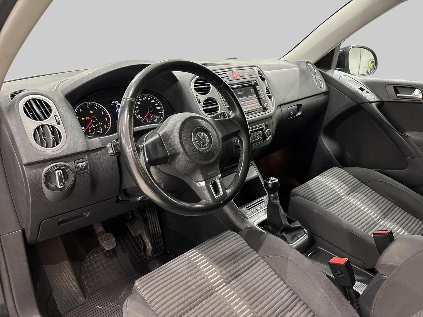 VOLKSWAGEN Tiguan 2010