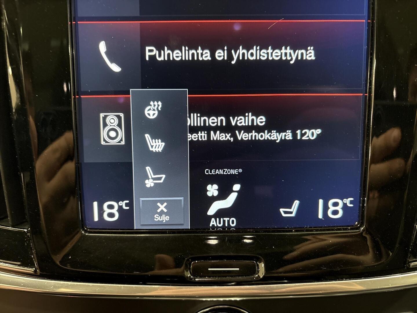 VOLVO V90 Cross Country 2017