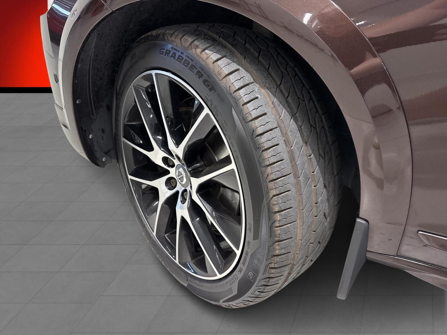 VOLVO V90 Cross Country 2017