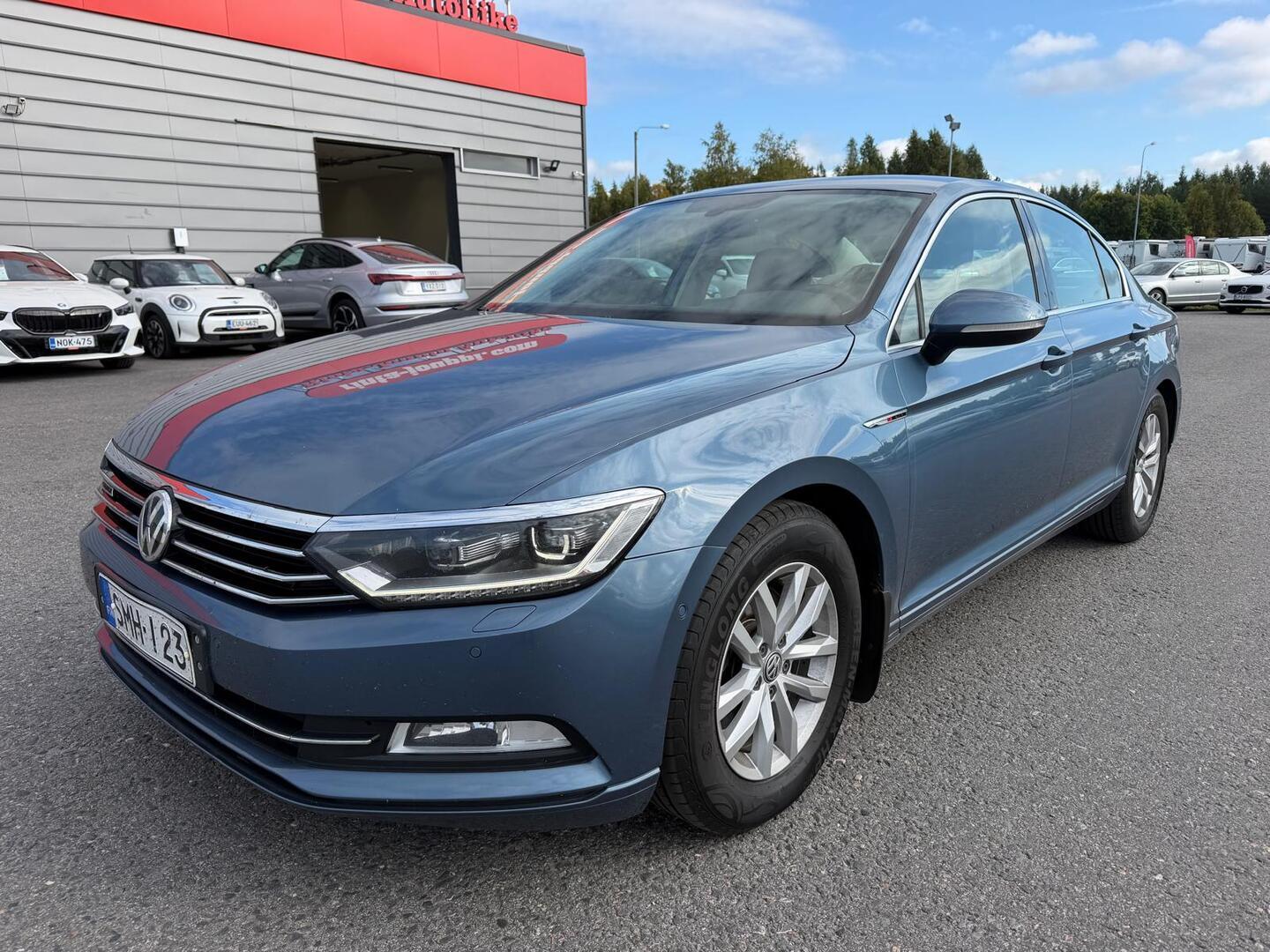 VOLKSWAGEN Passat 2017