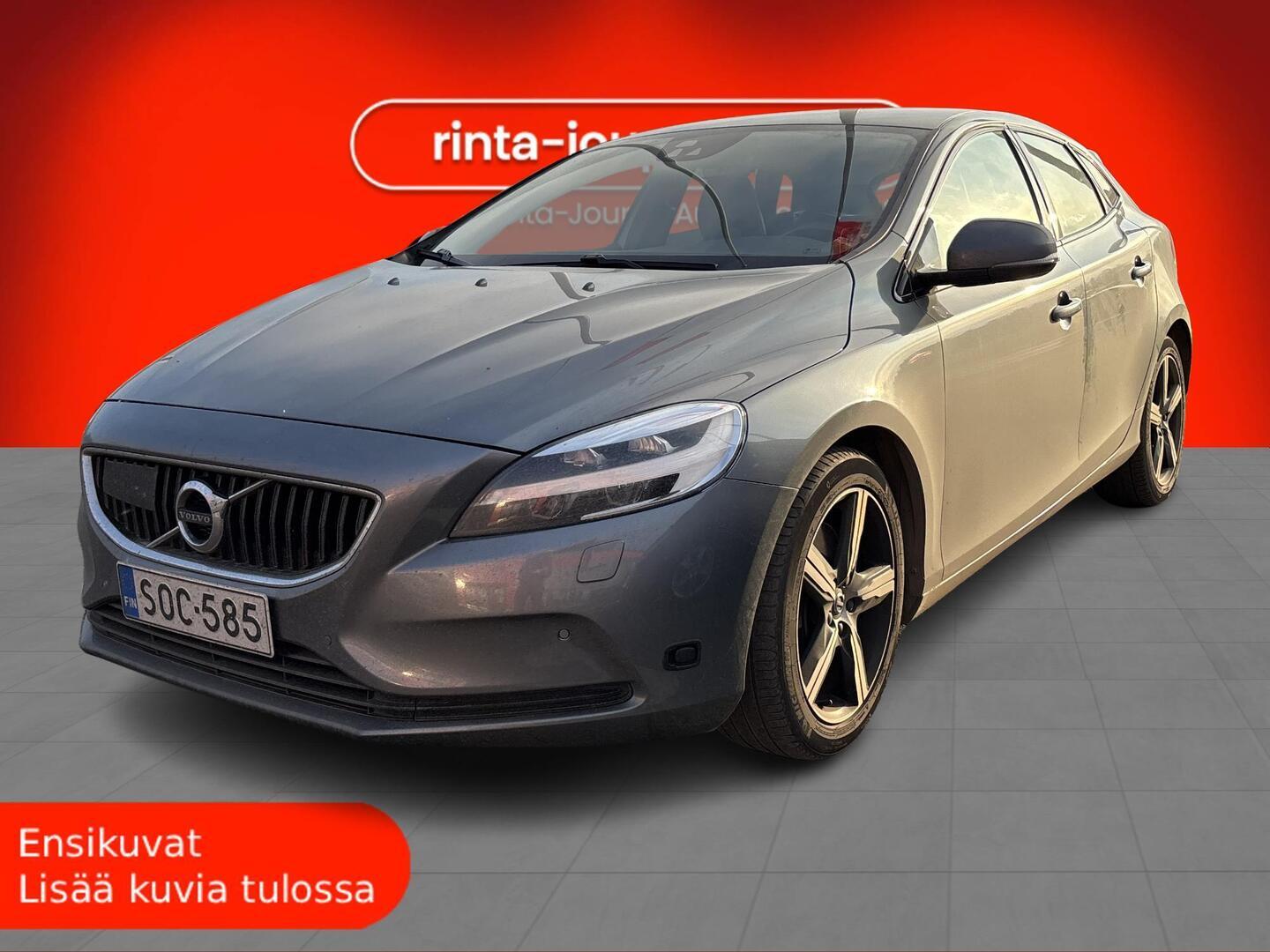 VOLVO V40 2019