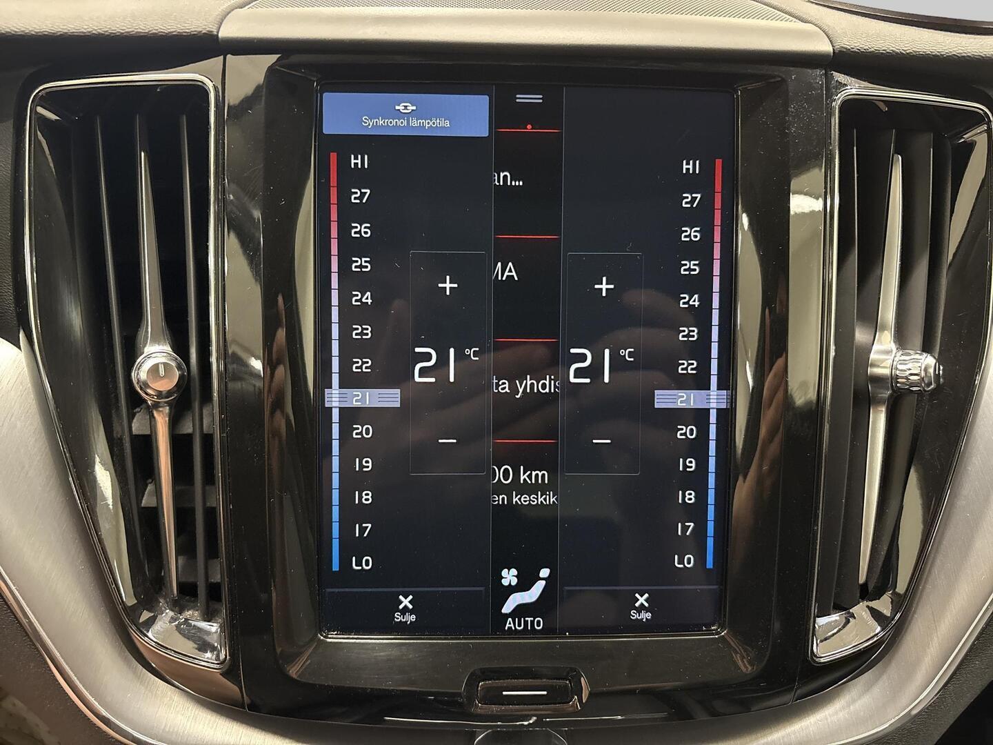 VOLVO XC60 2018