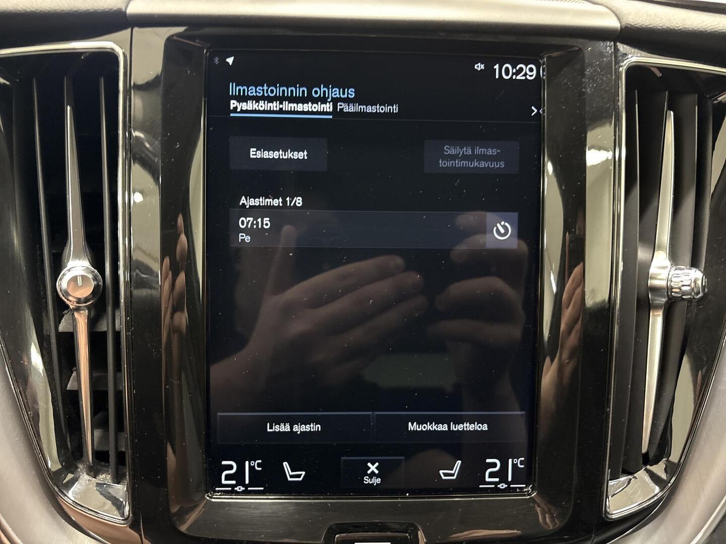 VOLVO XC60 2018