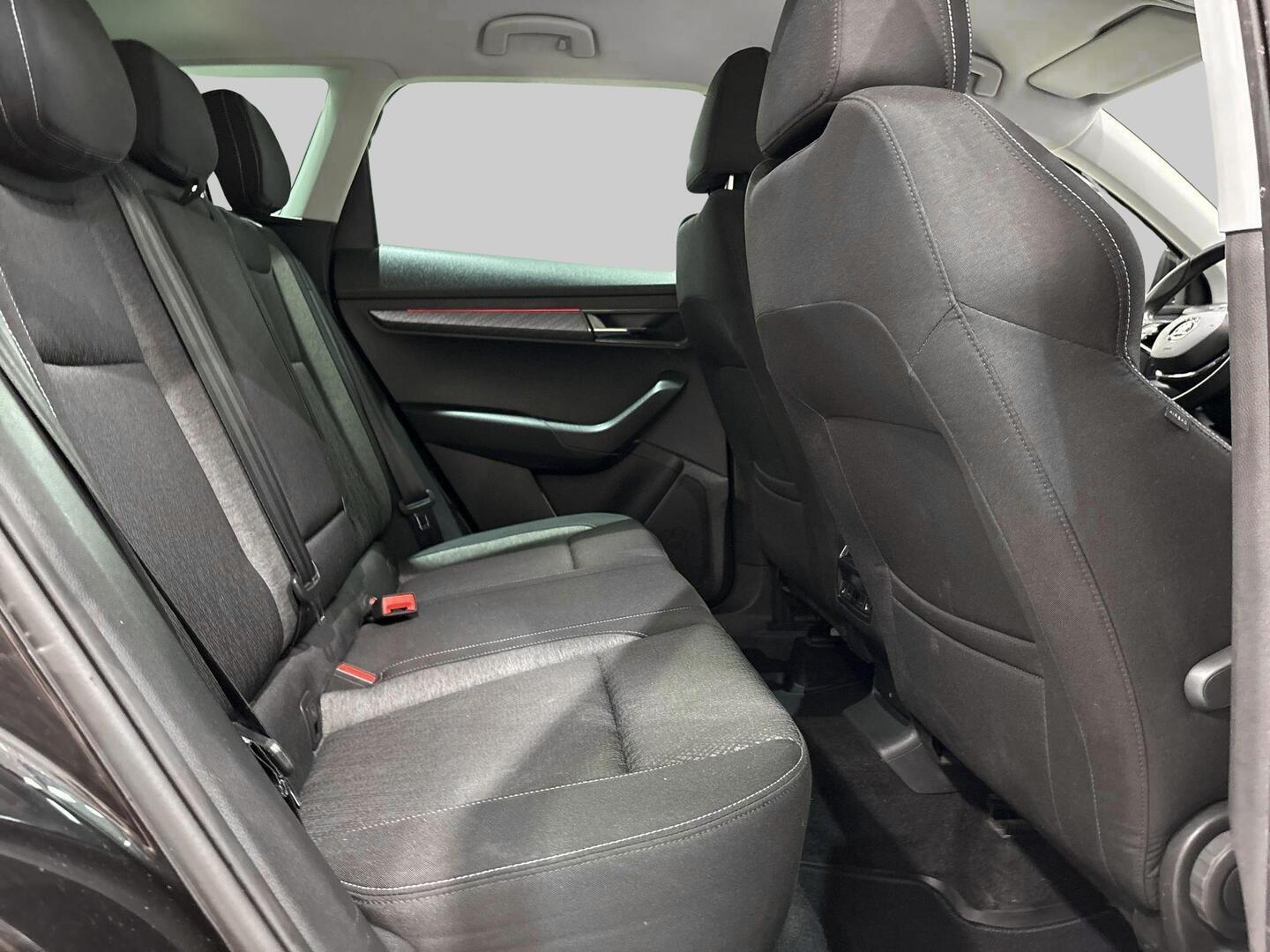 SKODA Karoq 2023