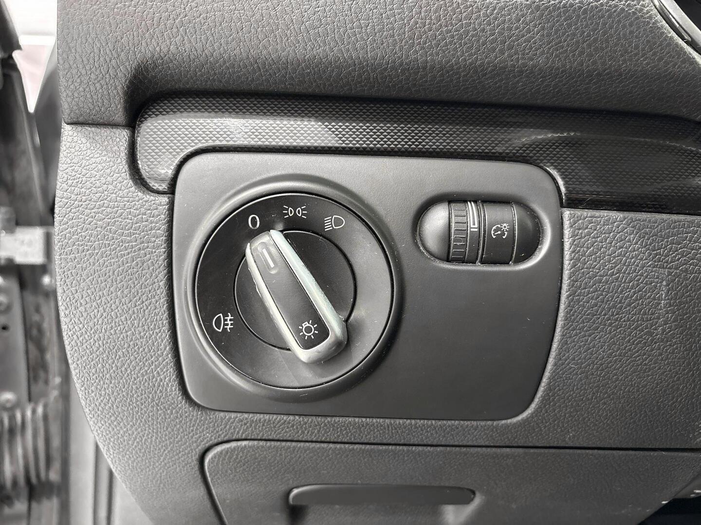 VOLKSWAGEN Golf 2010