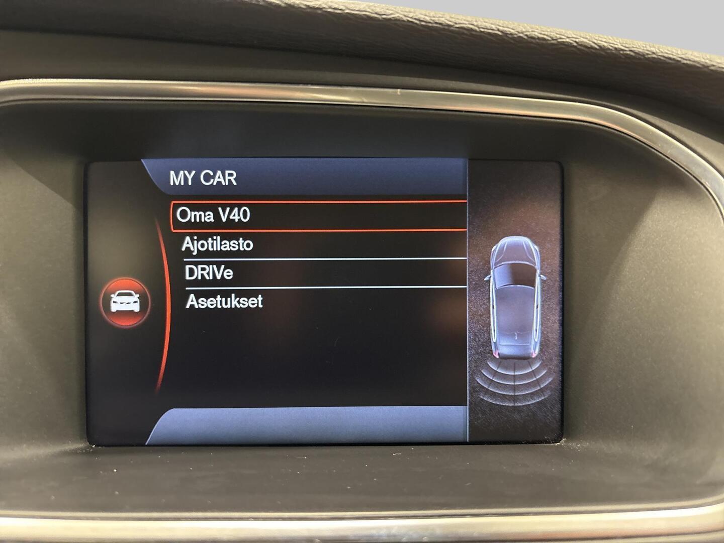 VOLVO V40 2013