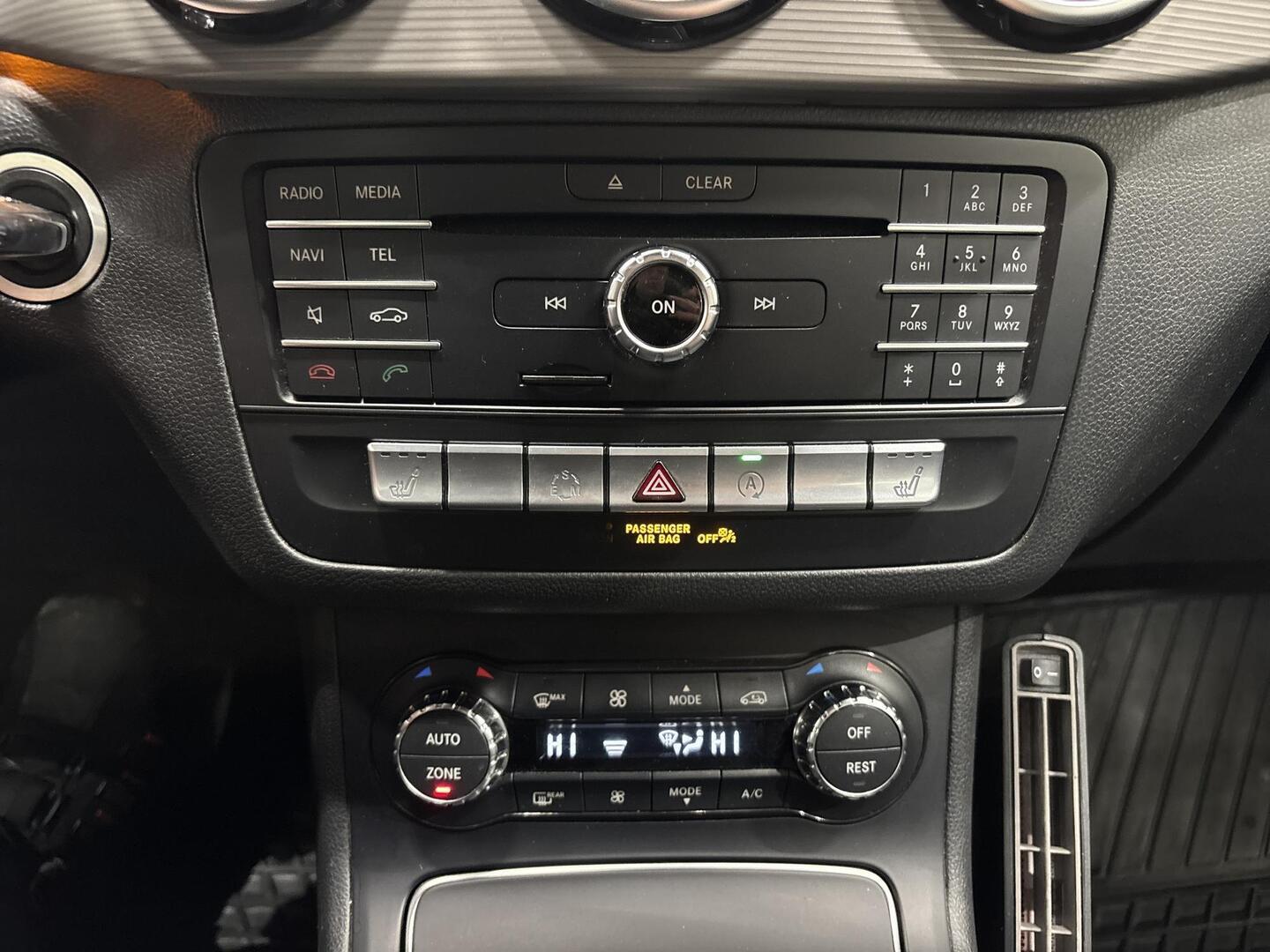 MERCEDES-BENZ B 2015