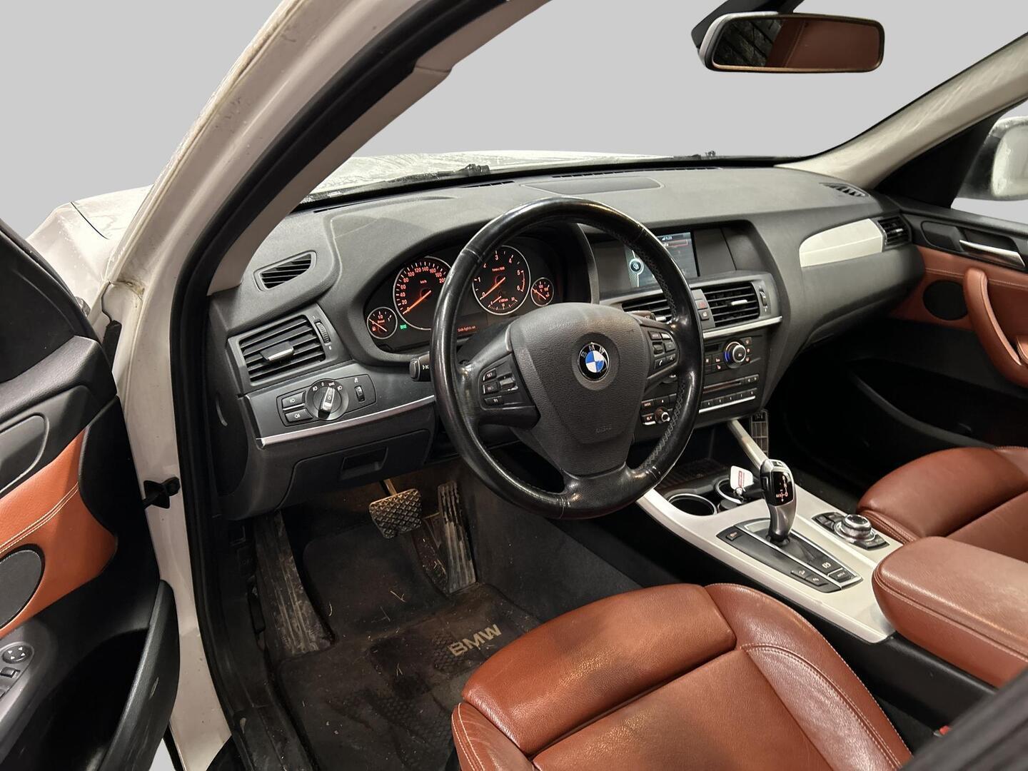 BMW X3 2011