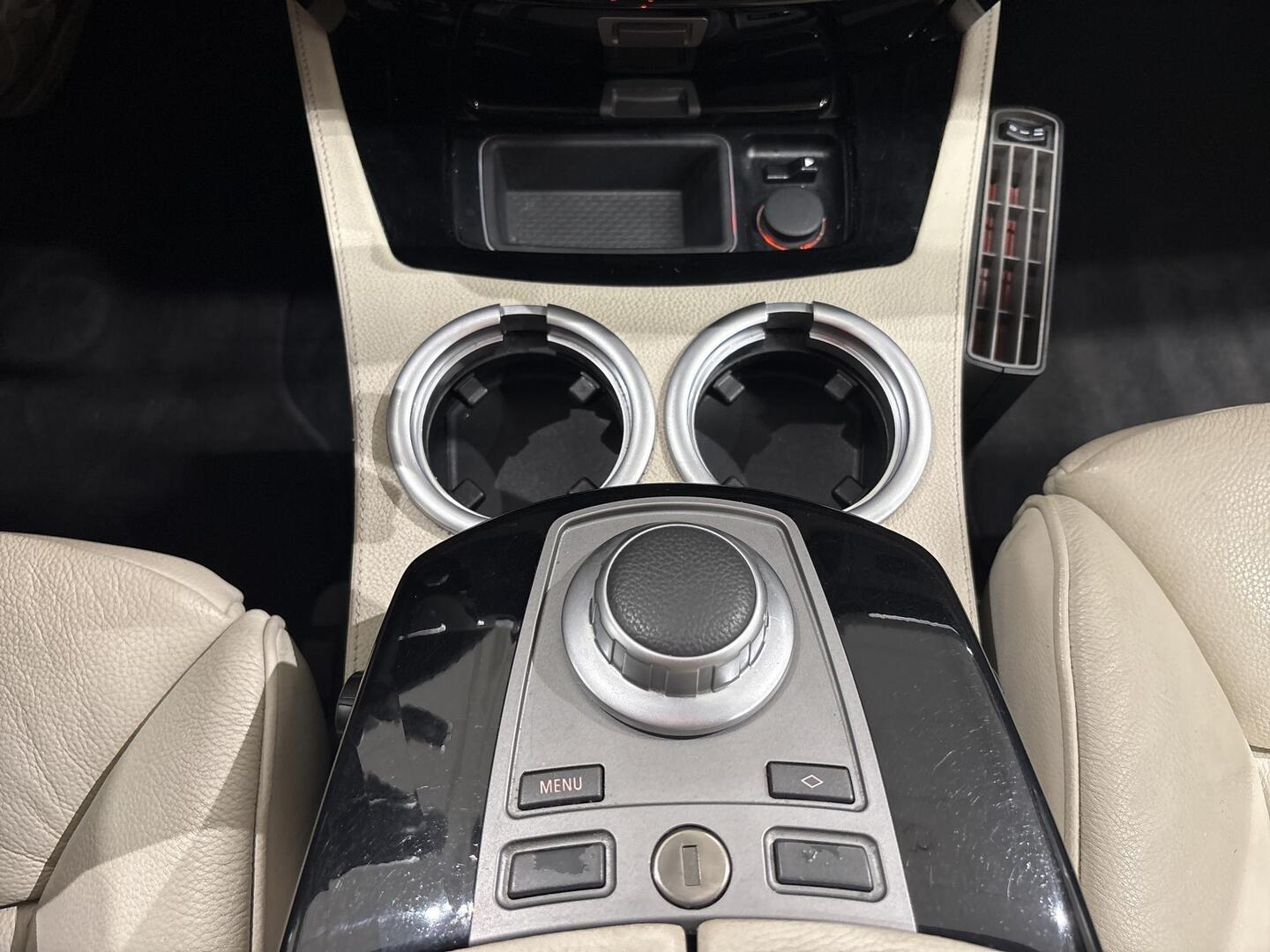 BMW 740 2006