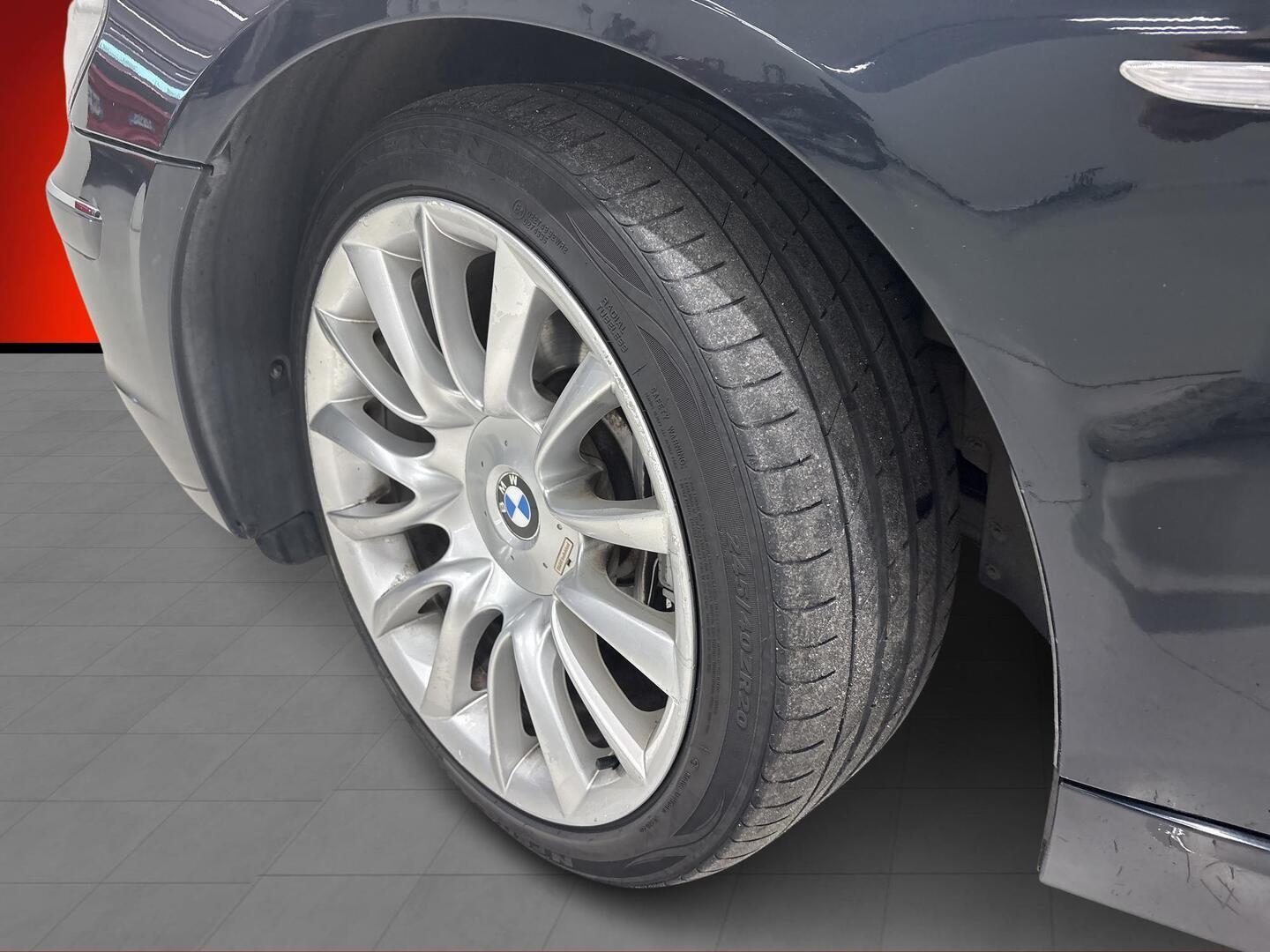 BMW 740 2006