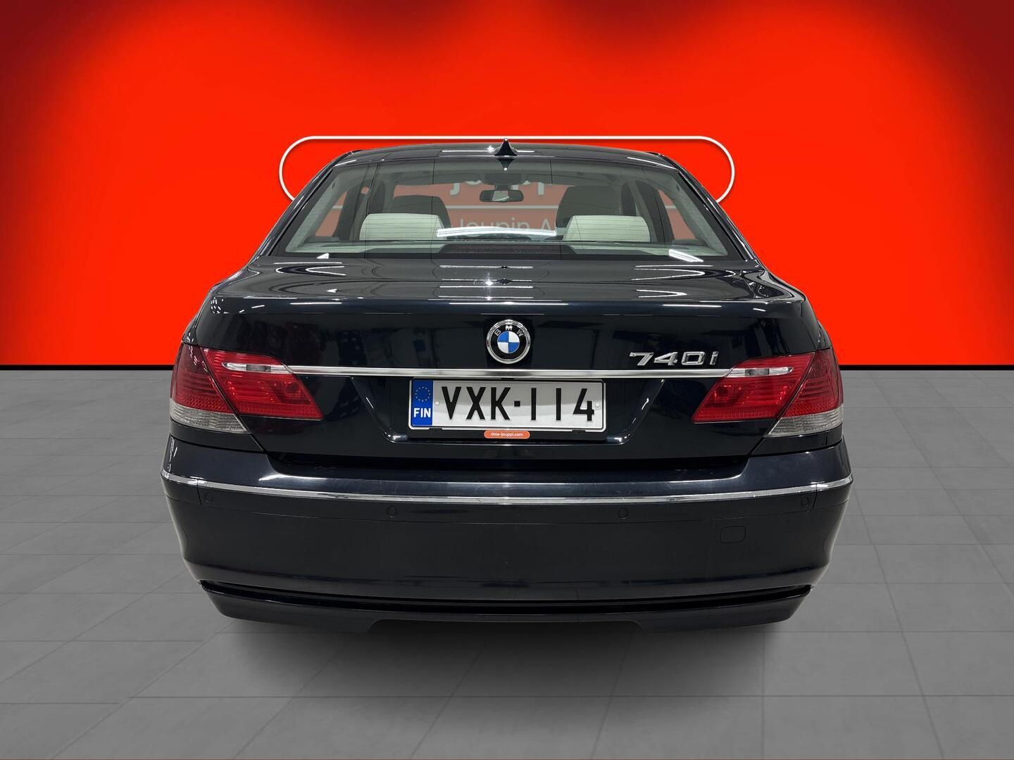 BMW 740 2006