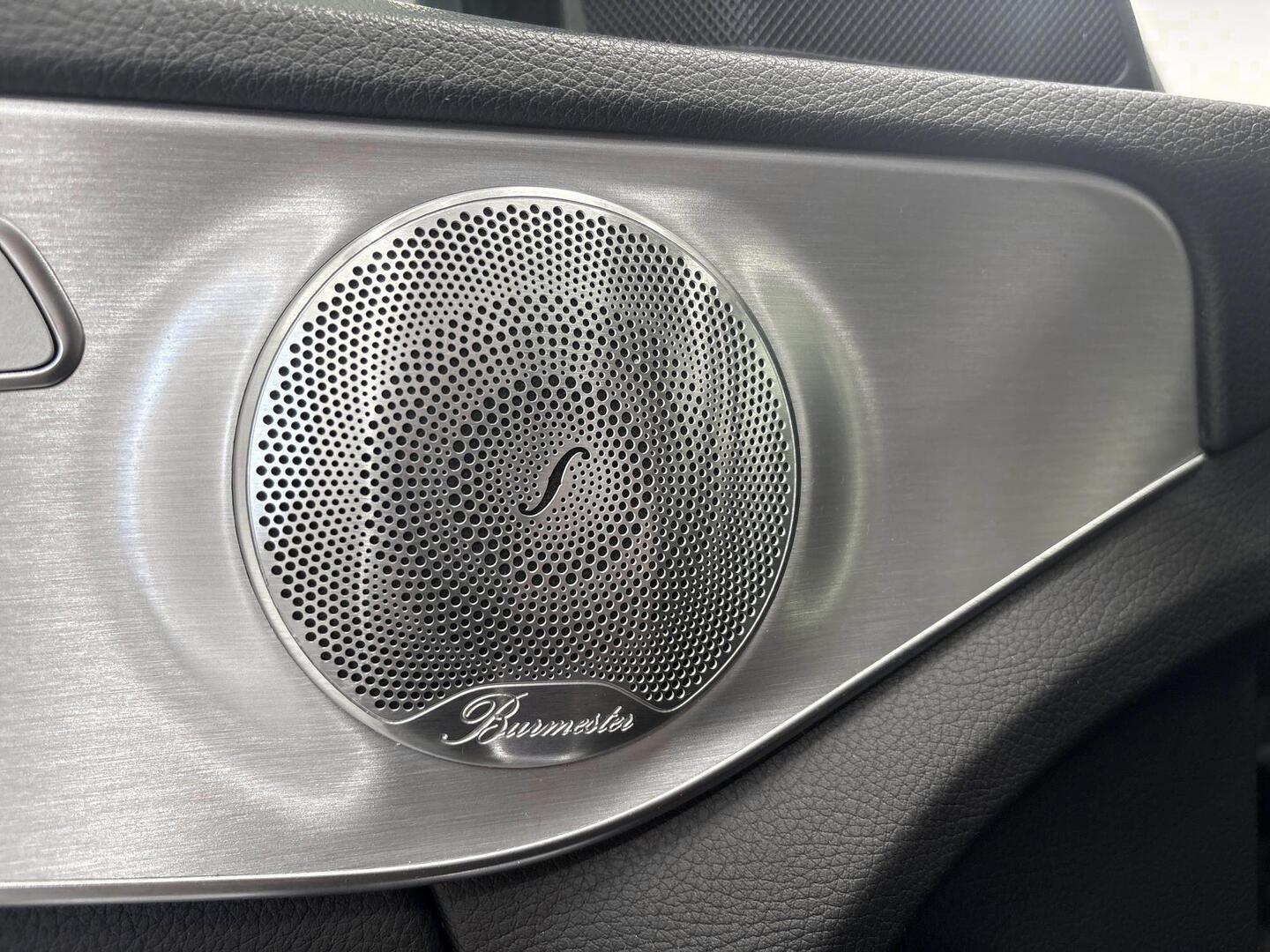 MERCEDES-BENZ C 2016