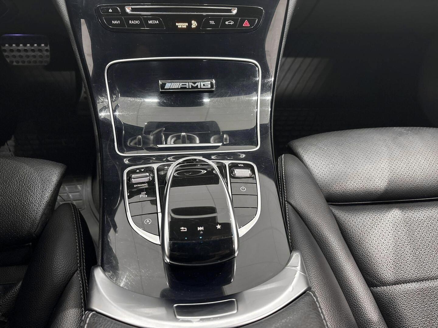 MERCEDES-BENZ C 2016