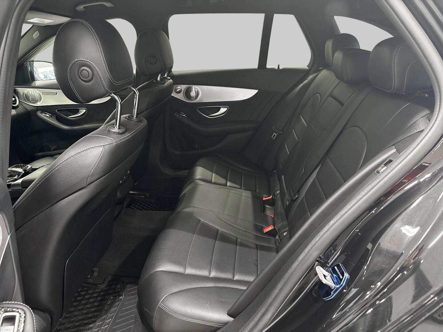 MERCEDES-BENZ C 2016