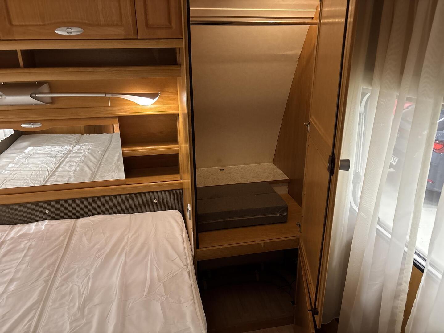 TABBERT Vivaldi 2006