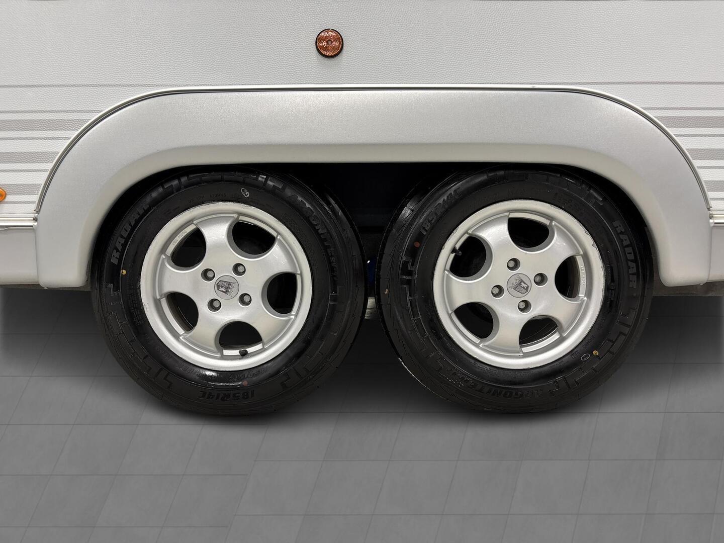 TABBERT Vivaldi 2006