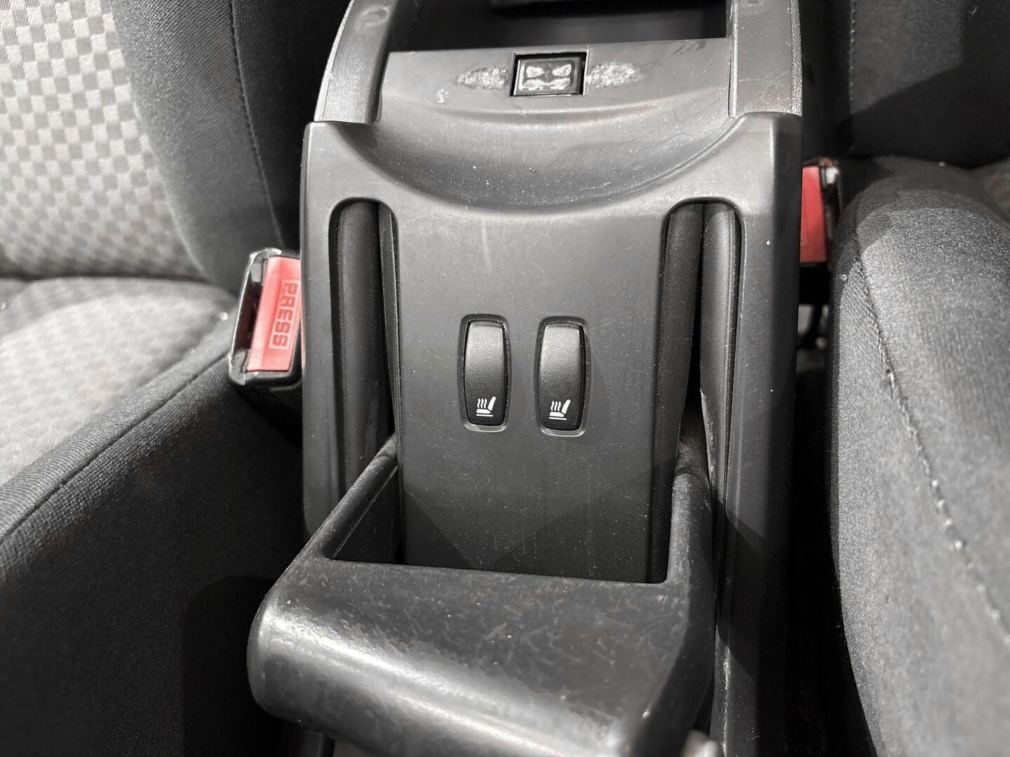 RENAULT Megane 2004