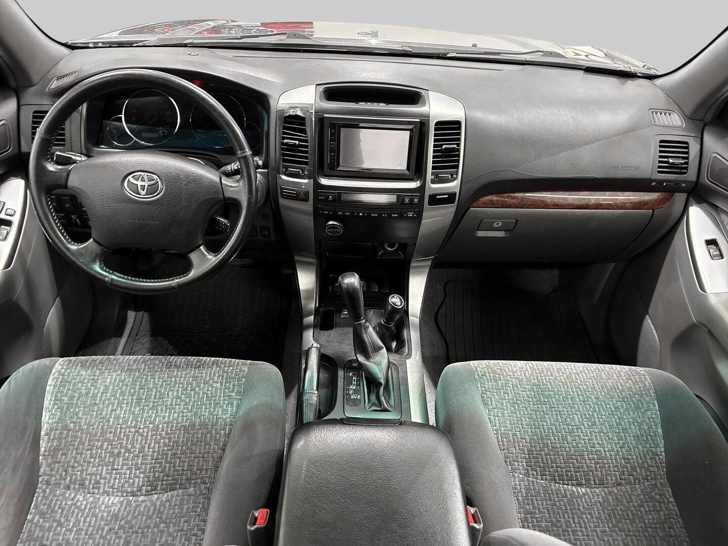 TOYOTA Land Cruiser 2007