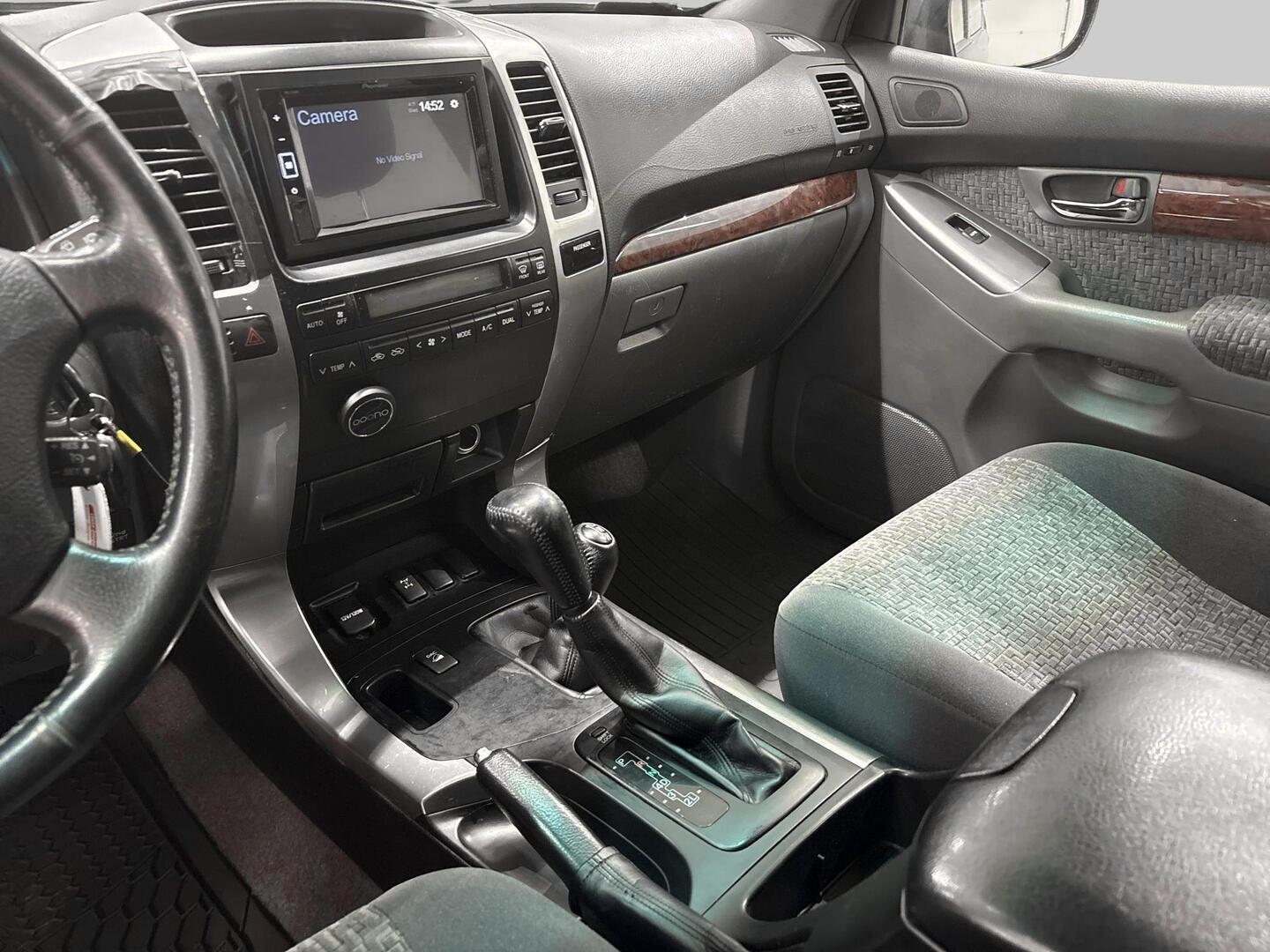 TOYOTA Land Cruiser 2007